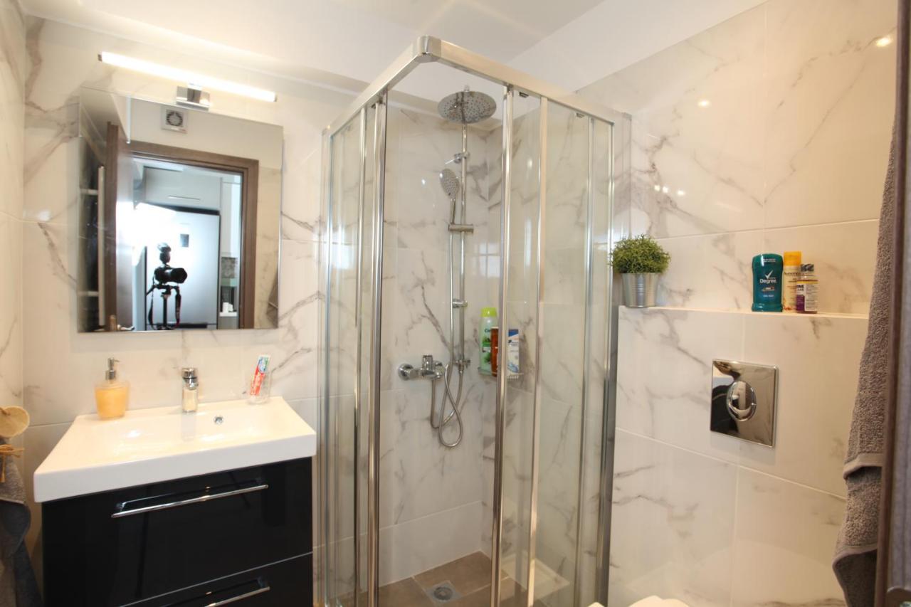 Edem Beach Apartment With Mountain View By Athenian Homes ภายนอก รูปภาพ